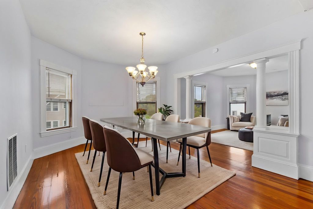 28 Central Square 3, Brockton, MA 02301