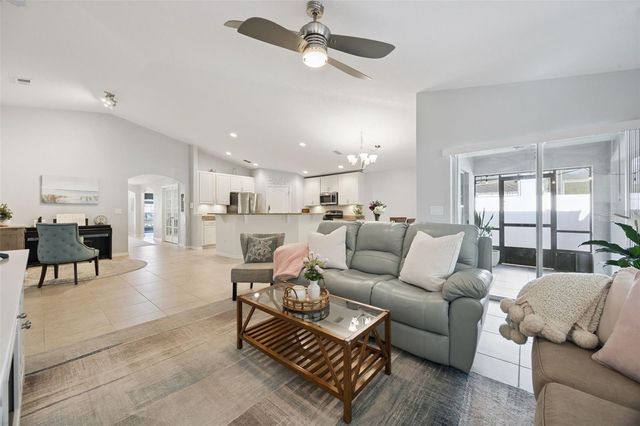 10756 INSIDE LOOP, Orlando, FL 32825