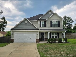 102 Whistling Pines Drive, Raeford, NC 28376