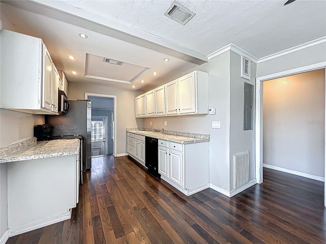 2106 CORDOVA DRIVE, Sanford, FL 32771