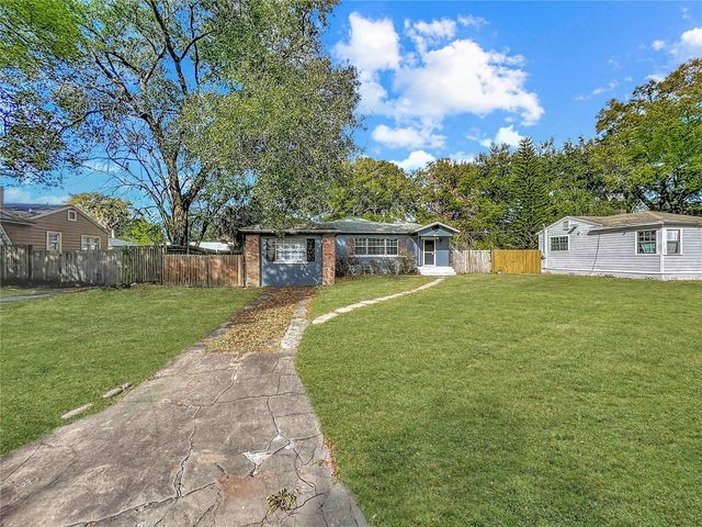 2106 CORDOVA DRIVE, Sanford, FL 32771