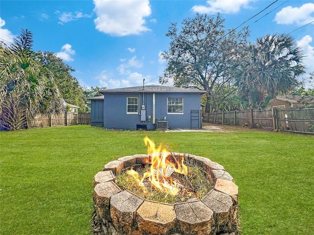 2106 CORDOVA DRIVE, Sanford, FL 32771