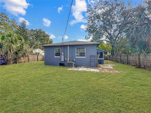 2106 CORDOVA DRIVE, Sanford, FL 32771