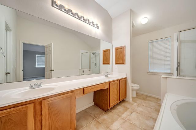 12810 Lake Shore Drive, Montgomery, TX 77356