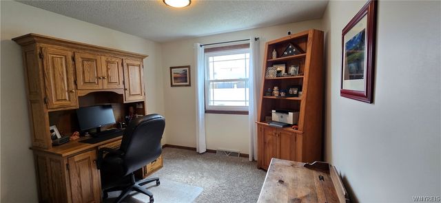 1543 Benjamin Drive, Niagara Falls, NY 14304