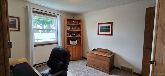 1543 Benjamin Drive, Niagara Falls, NY 14304