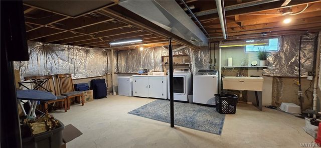 1543 Benjamin Drive, Niagara Falls, NY 14304
