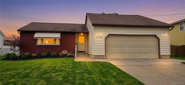 1543 Benjamin Drive, Niagara Falls, NY 14304