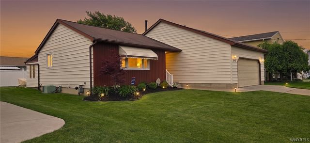 1543 Benjamin Drive, Niagara Falls, NY 14304