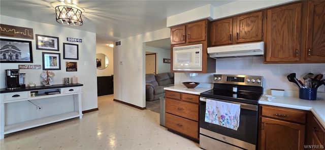 1543 Benjamin Drive, Niagara Falls, NY 14304