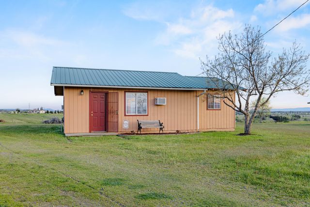 7457 Sprig Way, Millville, CA 96062