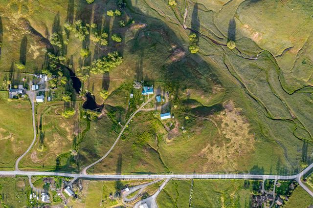 7457 Sprig Way, Millville, CA 96062