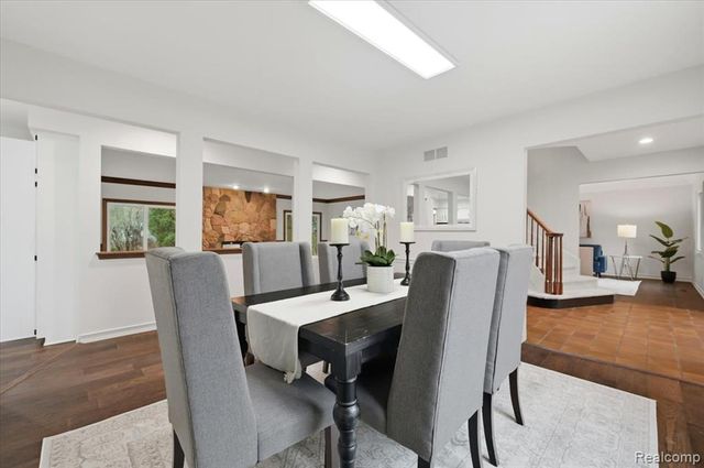 3755 Tremont Lane, Ann Arbor, MI 48105