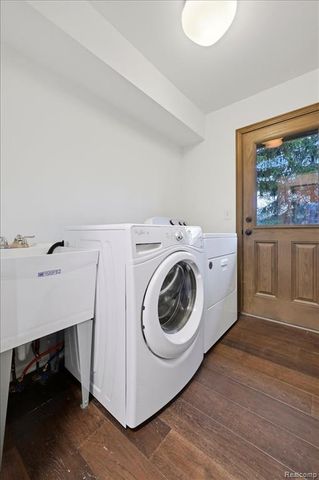 3755 Tremont Lane, Ann Arbor, MI 48105