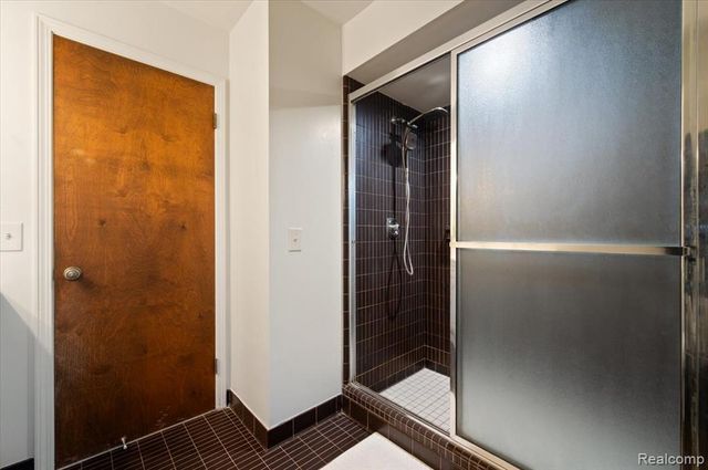 3755 Tremont Lane, Ann Arbor, MI 48105