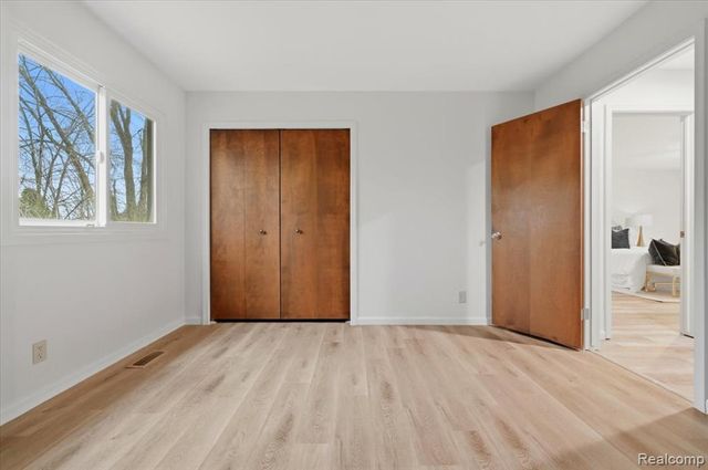 3755 Tremont Lane, Ann Arbor, MI 48105