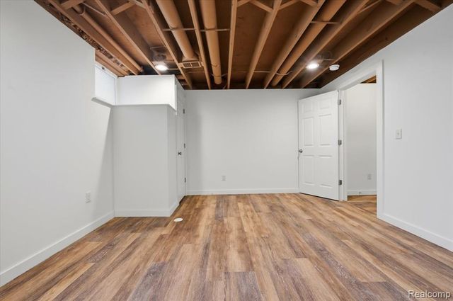 3755 Tremont Lane, Ann Arbor, MI 48105