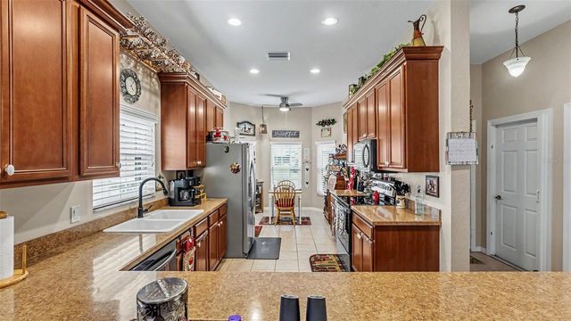 2452 SALZBURG LOOP, Winter Haven, FL 33884