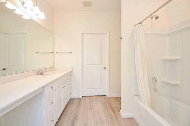 5015 Highland Springs Drive, Richmond, TX 77469