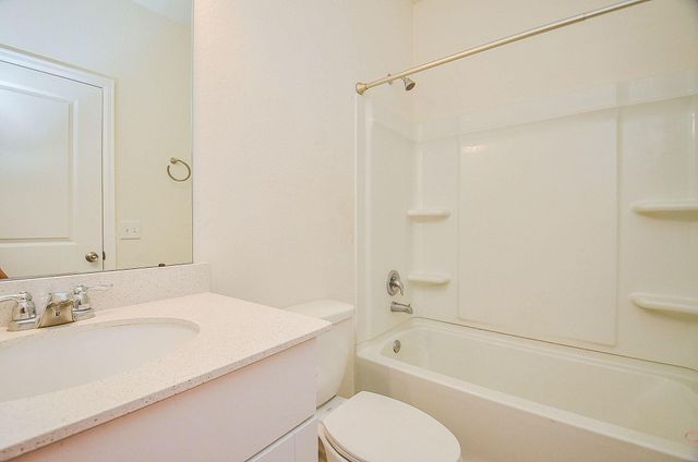 5015 Highland Springs Drive, Richmond, TX 77469