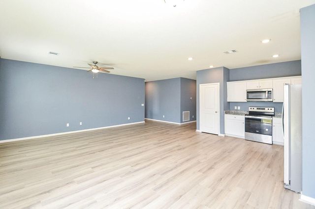 5015 Highland Springs Drive, Richmond, TX 77469