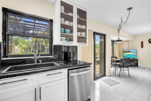 1109 LANDINGS Boulevard, Greenacres, FL 33413