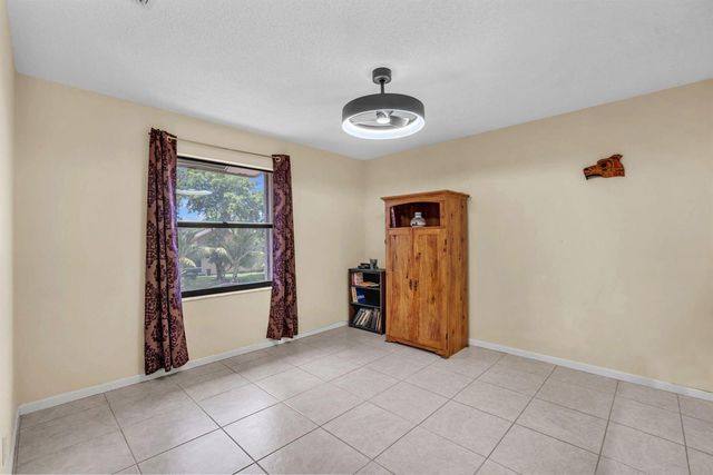 1109 LANDINGS Boulevard, Greenacres, FL 33413
