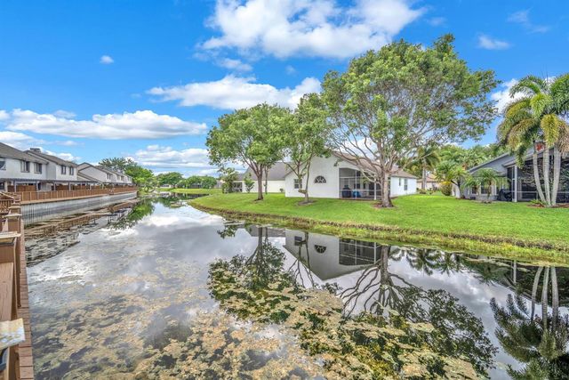 1109 LANDINGS Boulevard, Greenacres, FL 33413