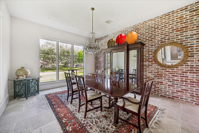 7 Hedwig Shadows Drive, Houston, TX 77024