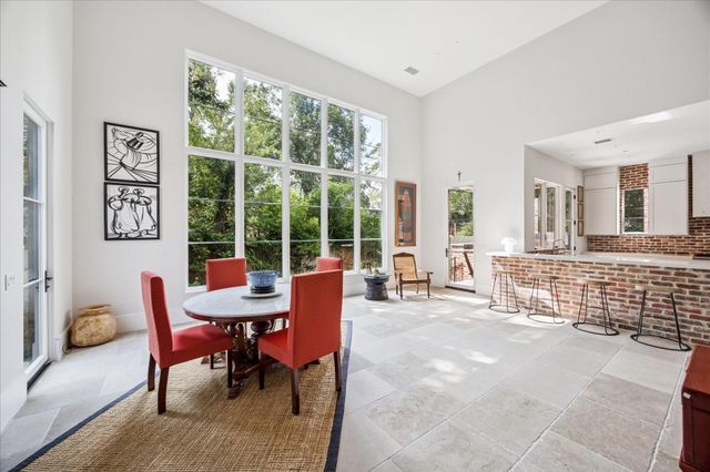 7 Hedwig Shadows Drive, Houston, TX 77024