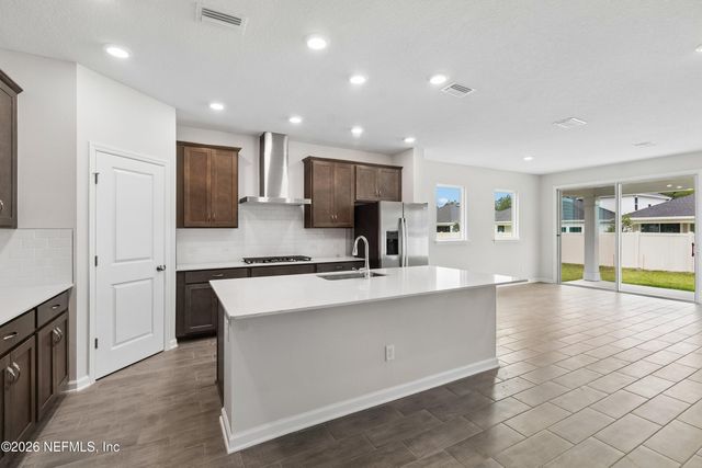 75852 WALKING PATH Lane, Yulee, FL 32097
