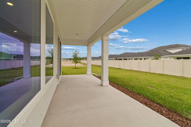 75852 WALKING PATH Lane, Yulee, FL 32097