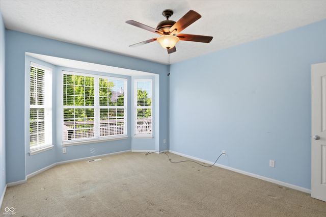 13042 Ratliff Run, Fishers, IN 46037