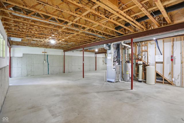 13042 Ratliff Run, Fishers, IN 46037