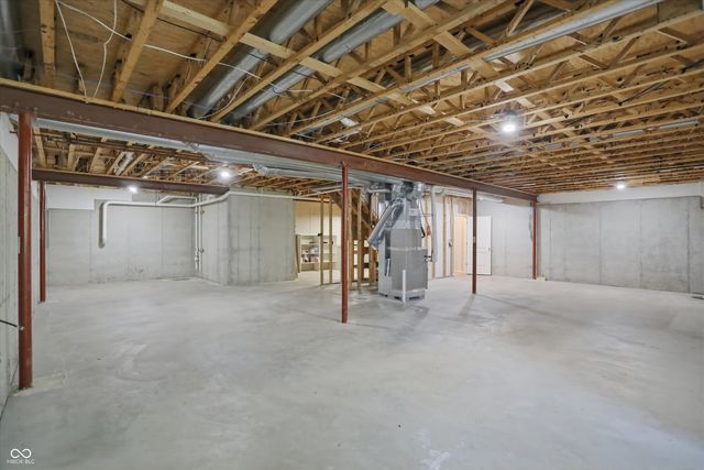 13042 Ratliff Run, Fishers, IN 46037