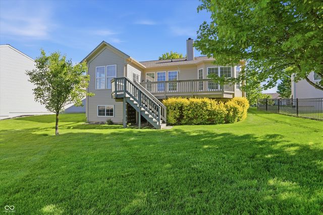 13042 Ratliff Run, Fishers, IN 46037