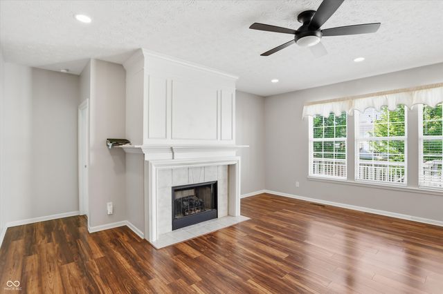 13042 Ratliff Run, Fishers, IN 46037