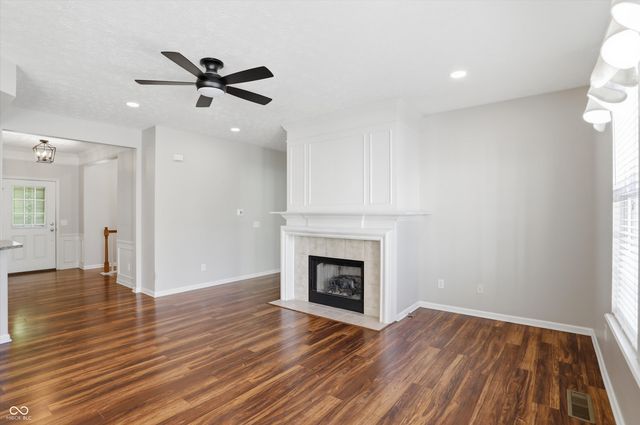 13042 Ratliff Run, Fishers, IN 46037