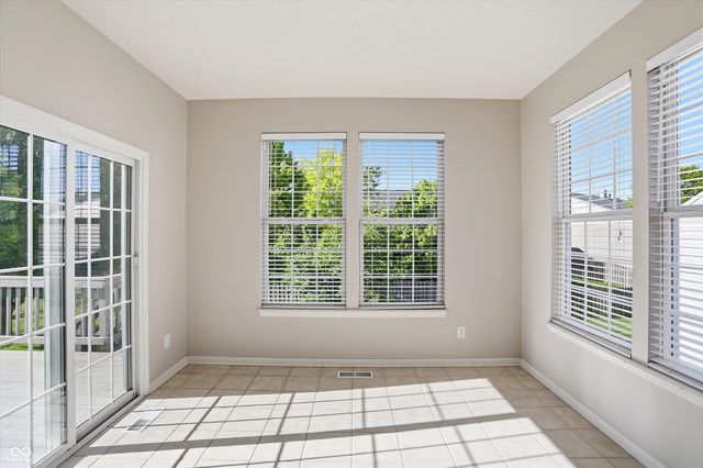 13042 Ratliff Run, Fishers, IN 46037