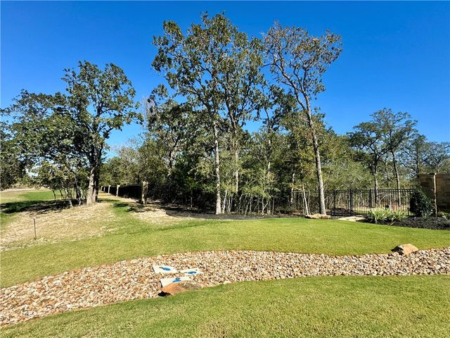 1366 Arrowhead Village Trail, College Station, TX 77845