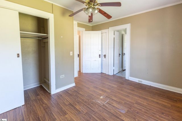 106 Williams Street, Laurens, SC 29360