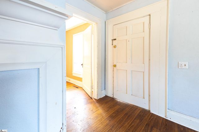 106 Williams Street, Laurens, SC 29360