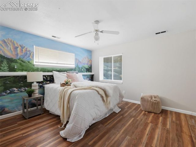 2706 N Chestnut Street, Colorado Springs, CO 80907