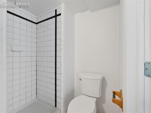 2706 N Chestnut Street, Colorado Springs, CO 80907