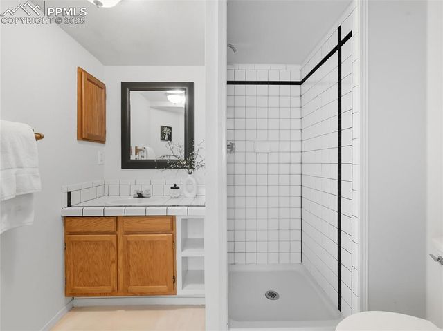 2706 N Chestnut Street, Colorado Springs, CO 80907