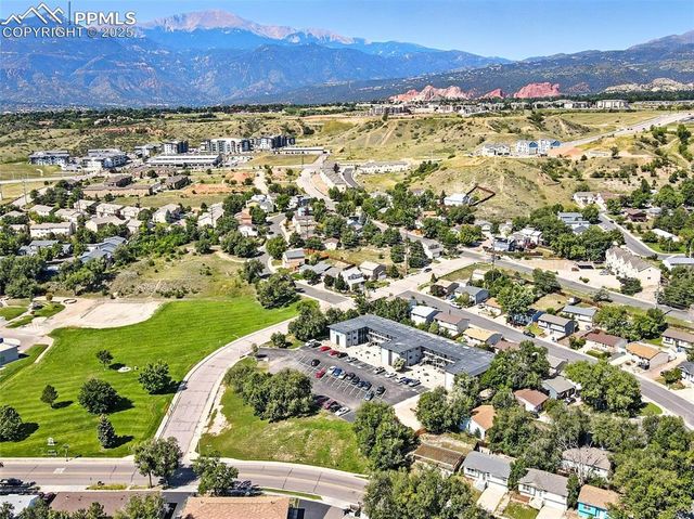 2706 N Chestnut Street, Colorado Springs, CO 80907