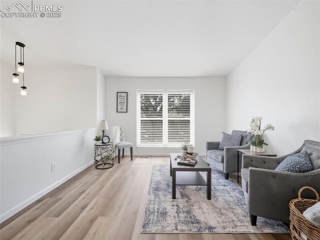 2706 N Chestnut Street, Colorado Springs, CO 80907