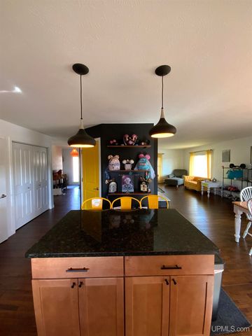 684 Mather Avenue, Ishpeming, MI 49849