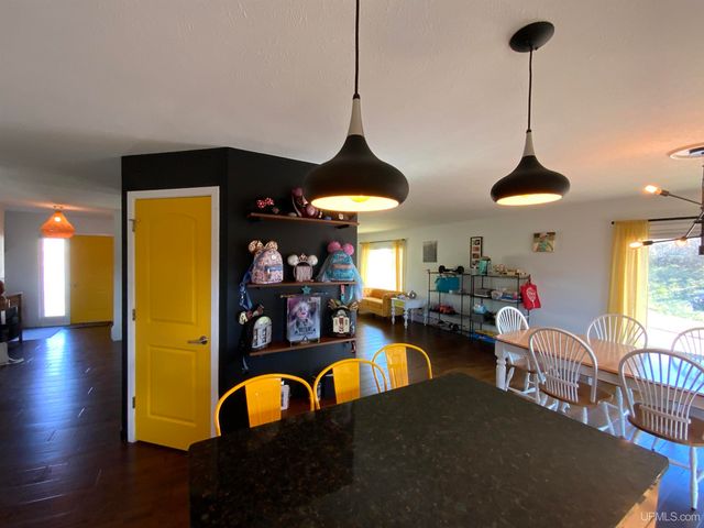 684 Mather Avenue, Ishpeming, MI 49849