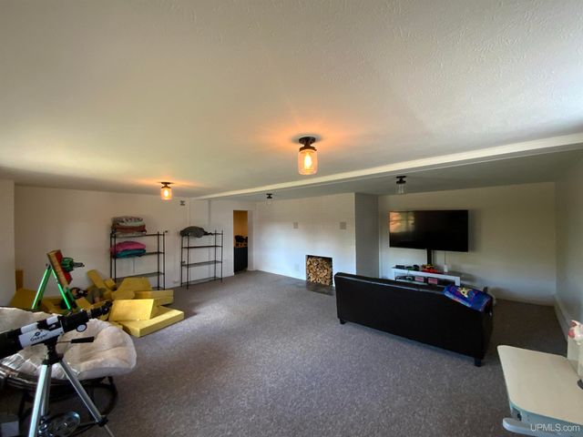 684 Mather Avenue, Ishpeming, MI 49849